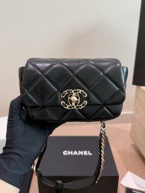 Chanel 19 MIni in Quilted Shiny Calfskin Crossbody Bag